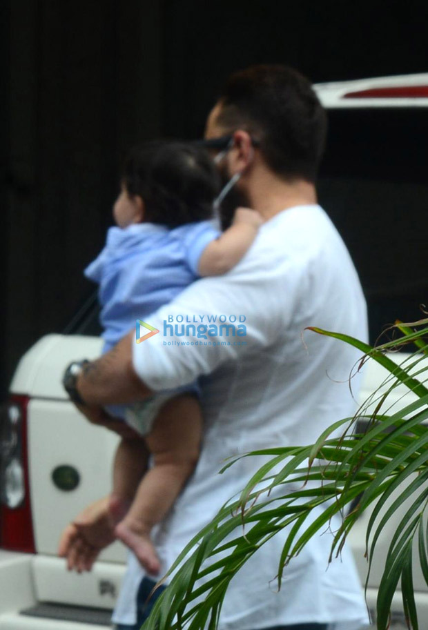 Kareena Kapoor Khan and Saif Ali Khan step out with their newborn baby boy Jeh Ali Khan 