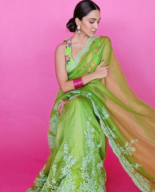 Kiara Advani stuns in an embroidered neon green saree worth Rs. 48,000  48000 : Bollywood News - Bollywood Hungama