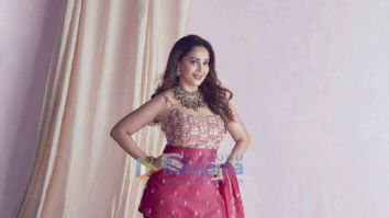 Celeb Photos Of Madhuri Dixit