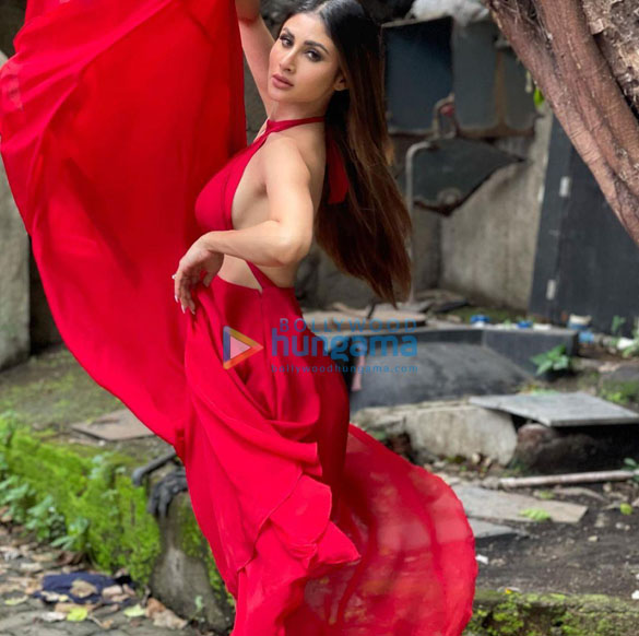mouni roy 2282021 2