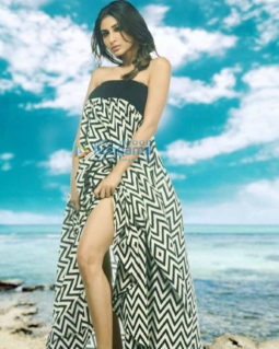 Celeb Photos Of Mouni Roy