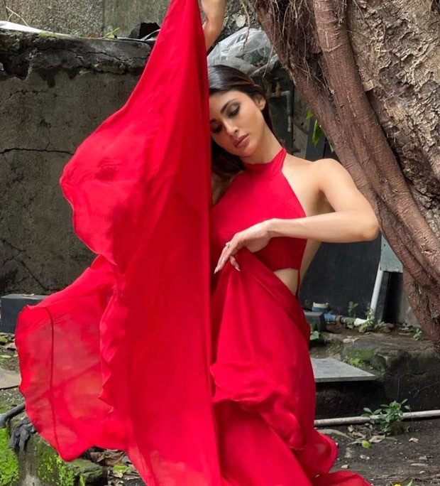 Mouni Roy looks ravishing in a fiery backless red dress Mouni Roy looks ravishing in a fiery backless red dress