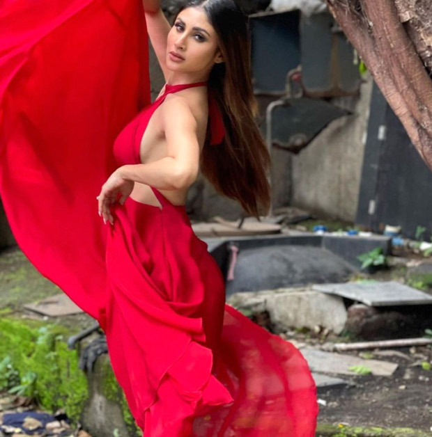 Mouni Roy looks ravishing in a fiery backless red dress Mouni Roy looks ravishing in a fiery backless red dress