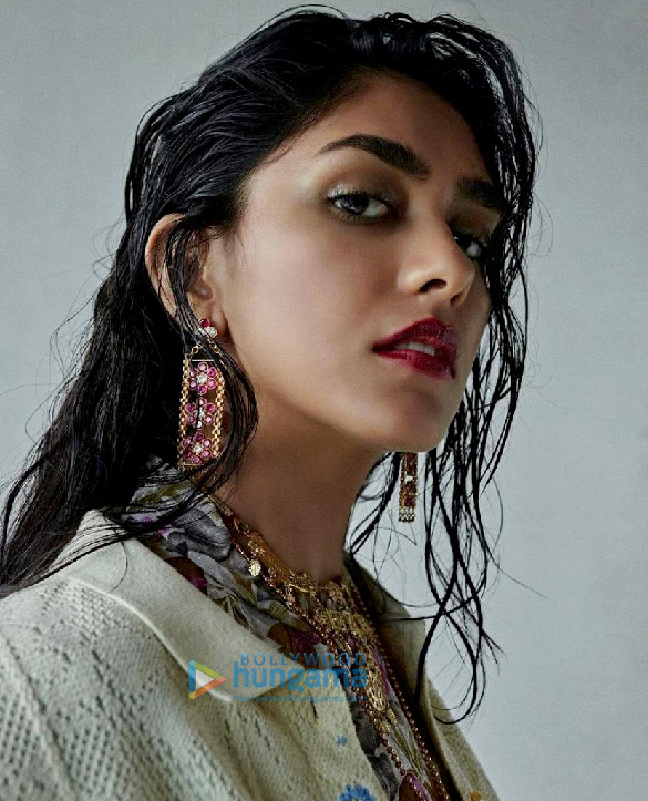 mrunal thakur 1 15