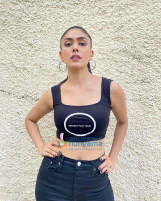 Celeb Photos Of Mrunal Thakur