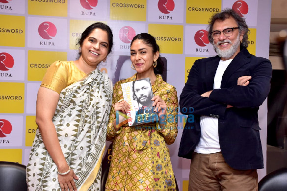 Photos: Mrunal Thakur snapped at Rakeysh Omprakash Mehra’s book launch