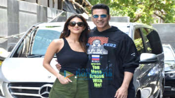 Photos: Akshay Kumar and Vaani Kapoor snapped promoting their film Bellbottom