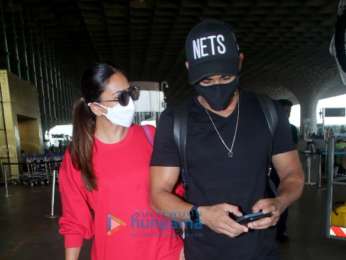 Photos: Jacqueline Fernandez, Mrunal Thakur, Kriti Kharbanda and Pulkit Samrat snapped at the airport