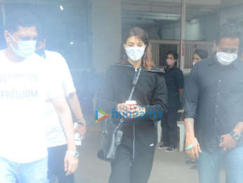 Photos: Jacqueline Fernandez snapped at a covid vaccine center