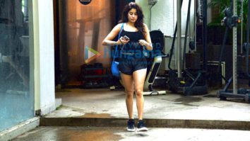 Photos: Janhvi Kapoor snapped at a gym in Bandra
