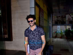 Photos: Kartik Aaryan snapped at Rohit Dhawan’s office in Juhu