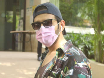 Photos: Kartik Aaryan snapped in Juhu
