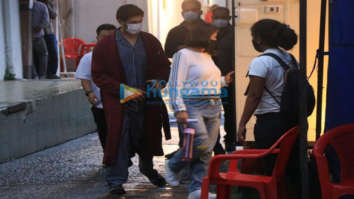 Photos: Kartik Aaryan spotted at Filmistan studio