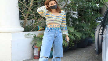 Photos: Kriti Sanon and Rakul Preet Singh snapped in Juhu