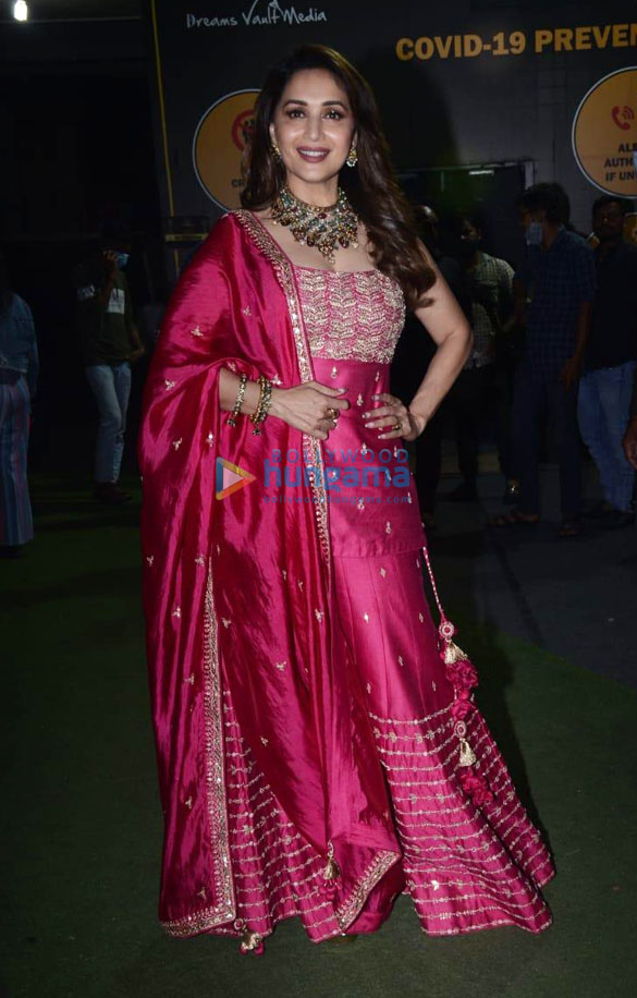 photos madhuri dixit urmila matondkar and others snapped at filmistan studio 6