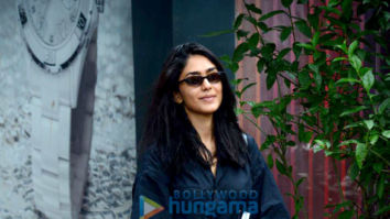 Photos: Mrunal Thakur spotted at Bandra