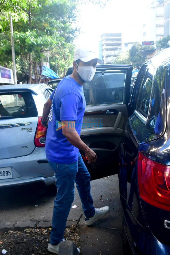 photos rajkummar rao and patralekha spotted at clinic in bandra 5