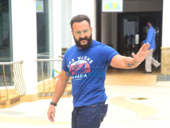 Photos: Saif Ali Khan snapped promoting his film Bhoot Police