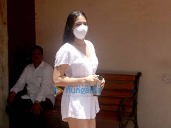 Photos: Sara Ali Khan spotted at her pilates class in Santacruz