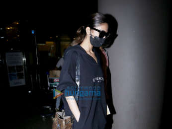 Photos: Sunny Leone, Genelia D’Souza, Vaani Kapoor and others snapped at the airport