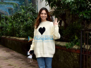 Photos: Tamannaah Bhatia snapped at a studio in Juhu