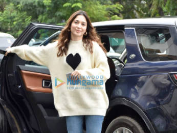 Photos: Tamannaah Bhatia snapped at a studio in Juhu