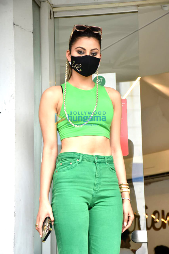 Photos: Urvashi Rautela snapped in Juhu