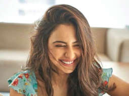Rakul Preet Singh is all smiles in stunning photo, dons floral crop top and pants