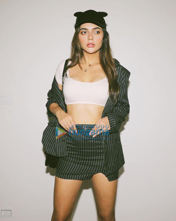 ruhi singh 3 10