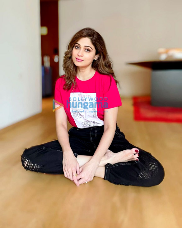shamita shetty 32