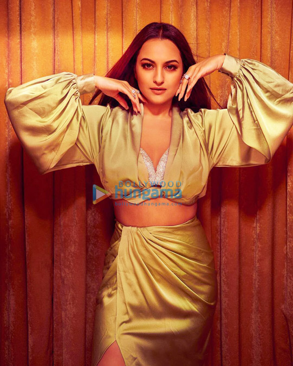 sonakshi sinha 3 18