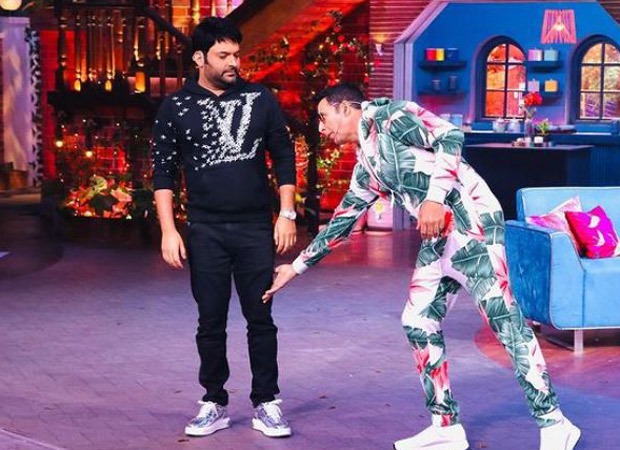 Kapil Sharma claims Akshay Kumar sought his blessings by touching his feet; Bellbottom star trolls him