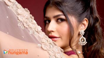 Anjini Dhawan wallpapers