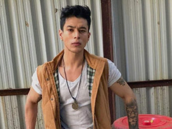 Big Boss OTT Finale: Pratik Sehajpal takes briefcase from Karan Johar; quits from finale to officially enter Salman Khan’s Bigg Boss 15 Big Boss OTT Finale: Pratik Sehajpal takes briefcase from Karan Johar; quits from finale to officially enter Salman Khan’s Bigg Boss 15