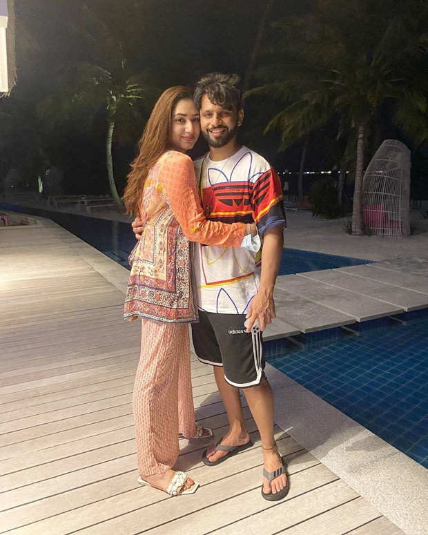 Disha Parmar wishes husband Rahul Vaidya on his birthday with adorable photos from Maldives; says ‘Am lucky that I got you’