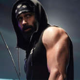 Emraan Hashmi flaunts his pumped up triceps in a new pic; fans ask if he's preparing for Tiger 3 (1)