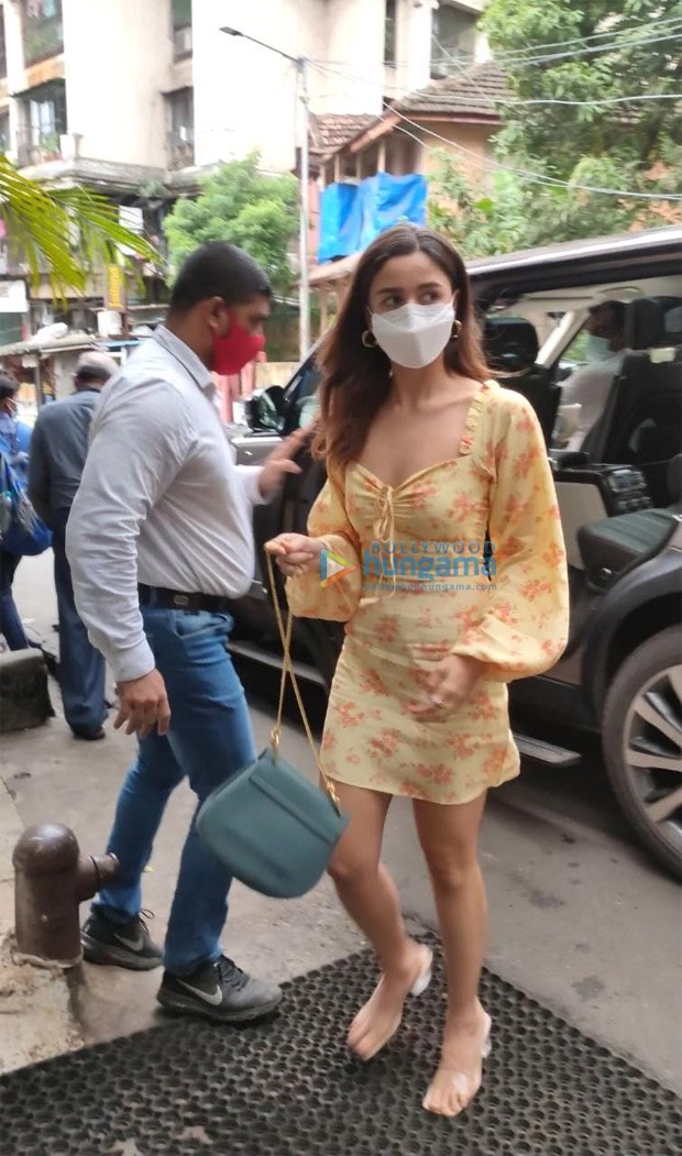 Alia Bhatt steps out in smock floral dress for lunch with Ayan Mukerji