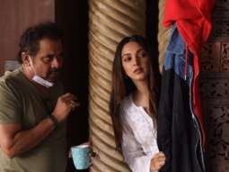 Kiara Advani and Anees Bazmee attempt to record a flawless shot for Bhool Bhulaiyaa 2