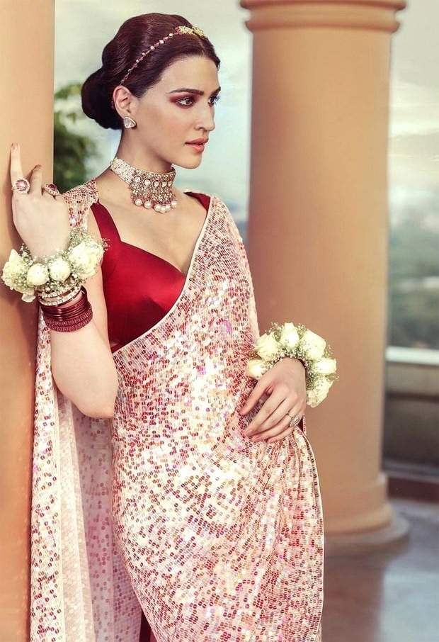 Kriti Sanon Is Struck By Burst Of Sequins In Embellished Manish Malhotra Saree From Nooraniyat