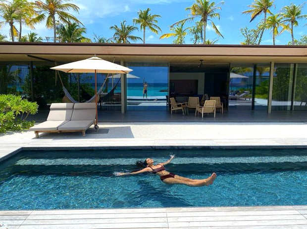 Newlyweds Rhea Kapoor and Karan Boolani shares scenic honeymoon pics from Maldives