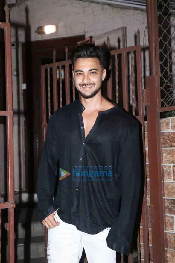 photos aayush sharma snapped at dubbing studio in bandra 4