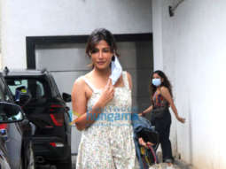 Photos: Chitrangda Singh spotted outside a dubbing studio in Bandra