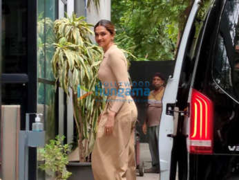 Photos: Deepika Padukone spotted at Maddock Films office