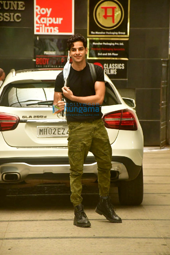 photos ishaan khatter spotted at a gym in bandra 2