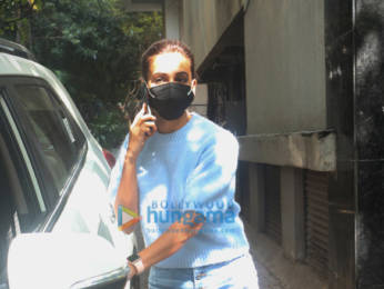 Photos: Kriti Kharbanda spotted outside a clinic in Santacruz