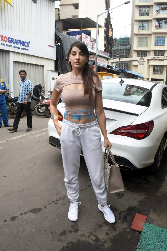 photos nora fatehi snapped at a dance class in andheri 3 2
