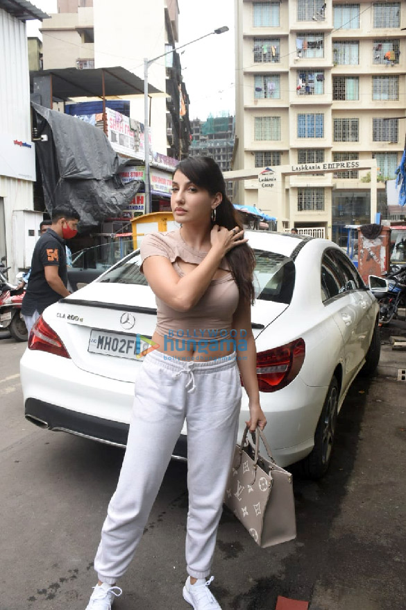 photos nora fatehi snapped at a dance class in andheri 4 2