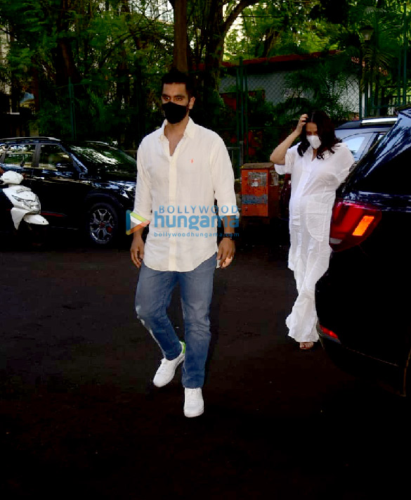 photos prayer meet for late film producer pradeep guha 9