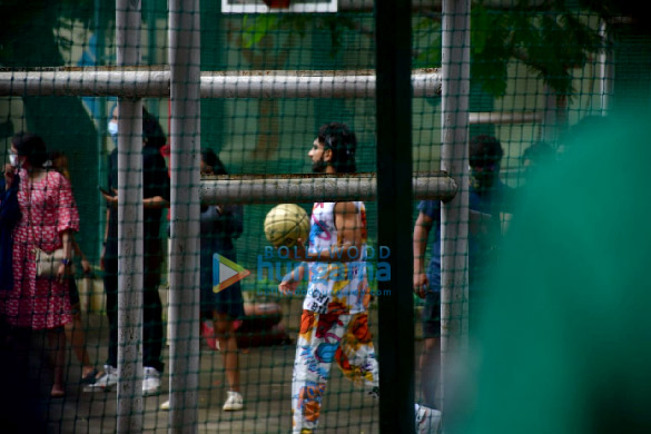 photos ranveer singh snapped shooting for an advertisement in bandra 5