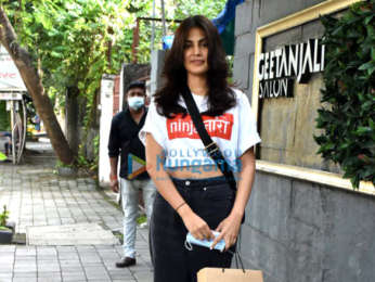 Photos: Rhea Chakraborty snapped at a salon in Juhu